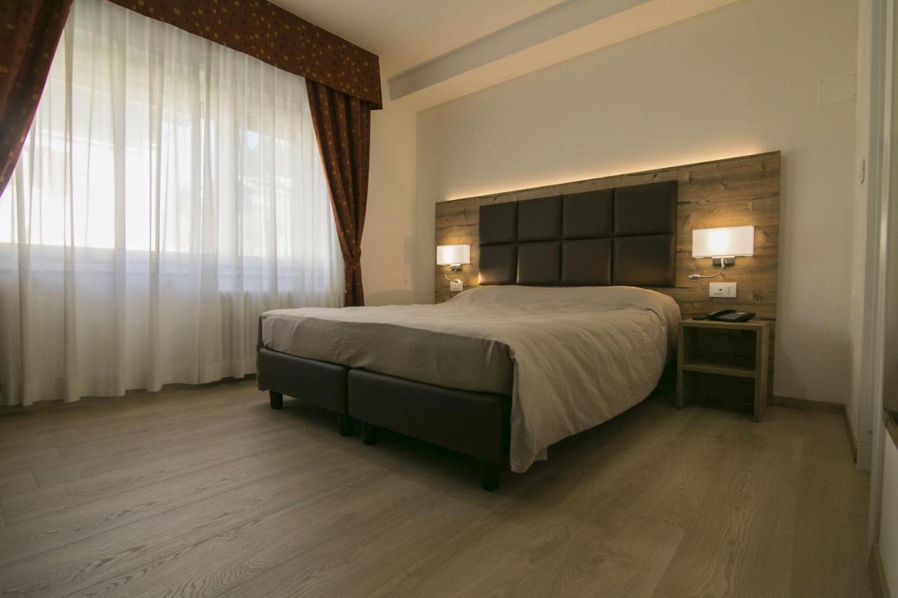 Hotel Tre Pini Danta Экстерьер фото