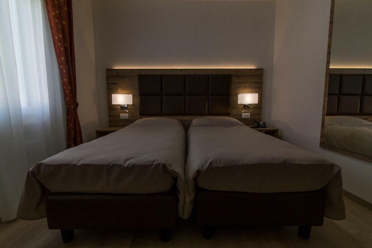 Hotel Tre Pini Danta Экстерьер фото