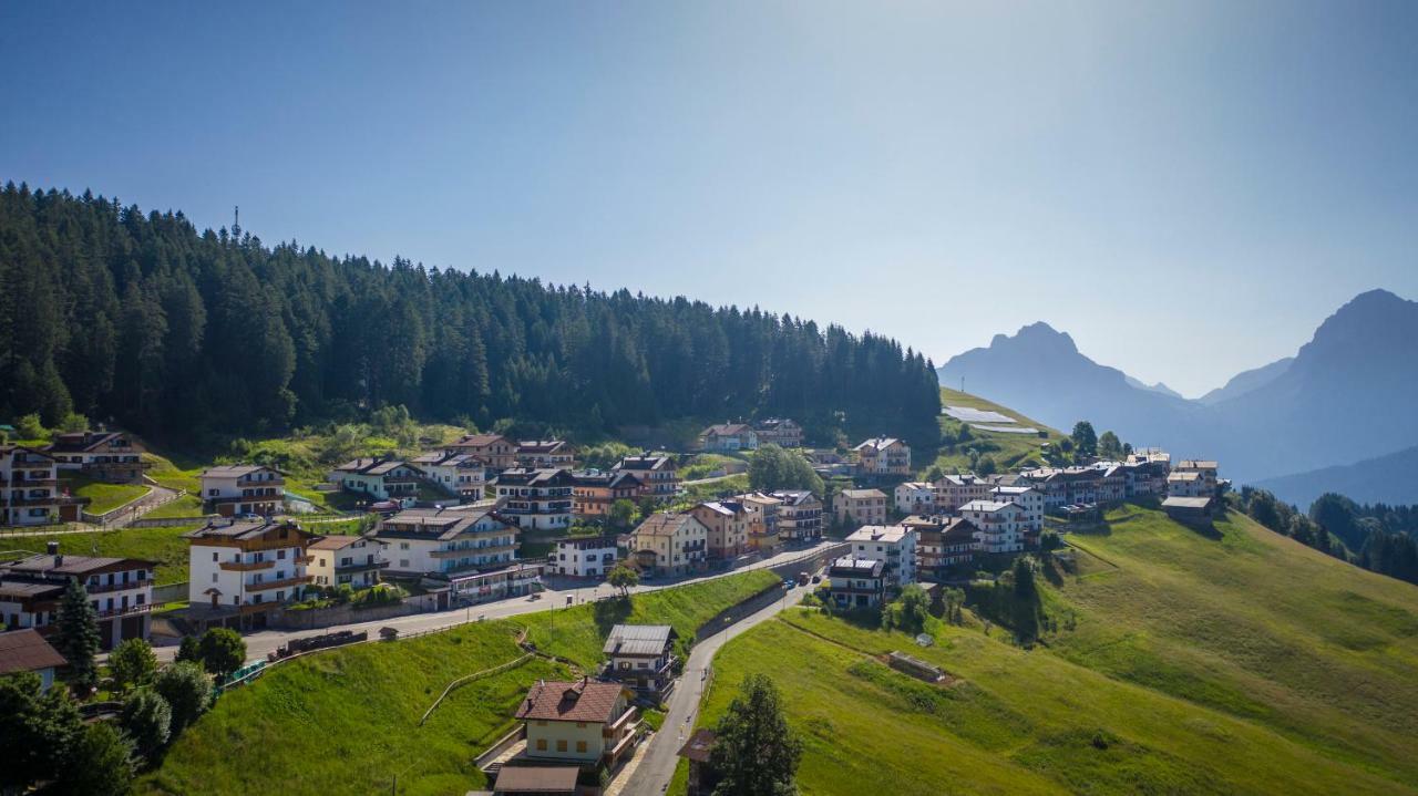 Hotel Tre Pini Danta Экстерьер фото